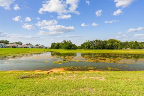 House in Dade City, Florida 3 bedrooms, 140.84 sq.m. № 1721118 - photo 4
