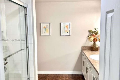 Condominio en venta en Pembroke Pines, Florida, 2 dormitorios, 104.98 m2 № 1984527 - foto 12