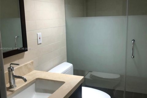 Copropriété à louer à Miami, Floride: 2 chambres, 126.53 m2 № 2248862 - photo 9