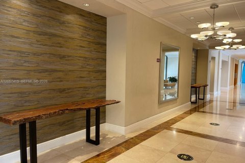 Copropriété à louer à Miami, Floride: 2 chambres, 126.53 m2 № 2248862 - photo 16