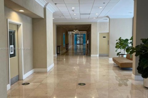 Copropriété à louer à Miami, Floride: 2 chambres, 126.53 m2 № 2248862 - photo 20