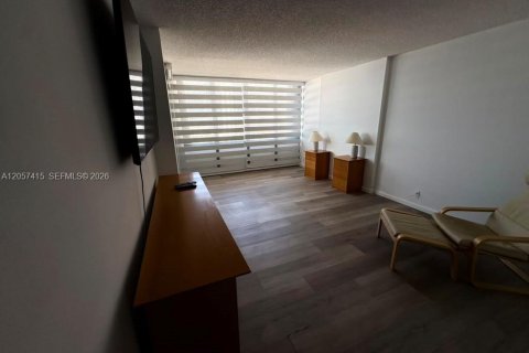 Copropriété à louer à Miami, Floride: 2 chambres, 126.53 m2 № 2248862 - photo 11