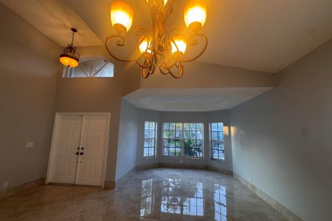 House in Coconut Creek, Florida 3 bedrooms, 174.66 sq.m. № 2192028 - photo 3