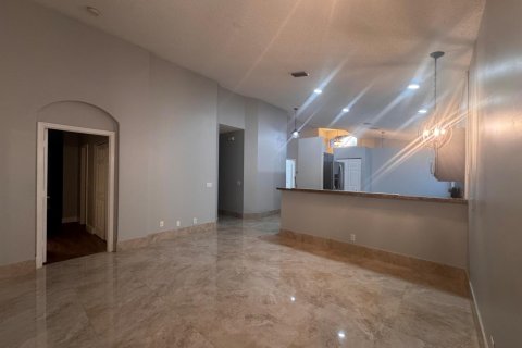 House in Coconut Creek, Florida 3 bedrooms, 174.66 sq.m. № 2192028 - photo 5