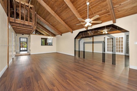 Townhouse in Fort Lauderdale, Florida 2 bedrooms, 107.02 sq.m. № 1943323 - photo 6