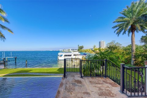 Casa en alquiler en Sarasota, Florida, 6 dormitorios, 589.09 m2 № 620140 - foto 9