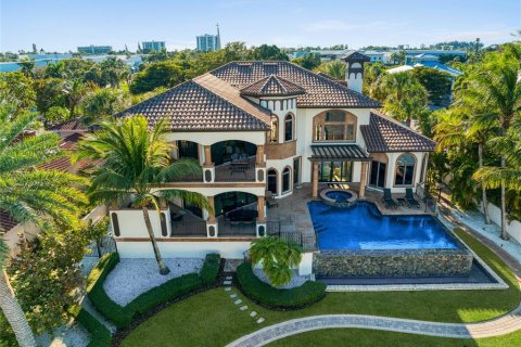 Casa en alquiler en Sarasota, Florida, 6 dormitorios, 589.09 m2 № 620140 - foto 11