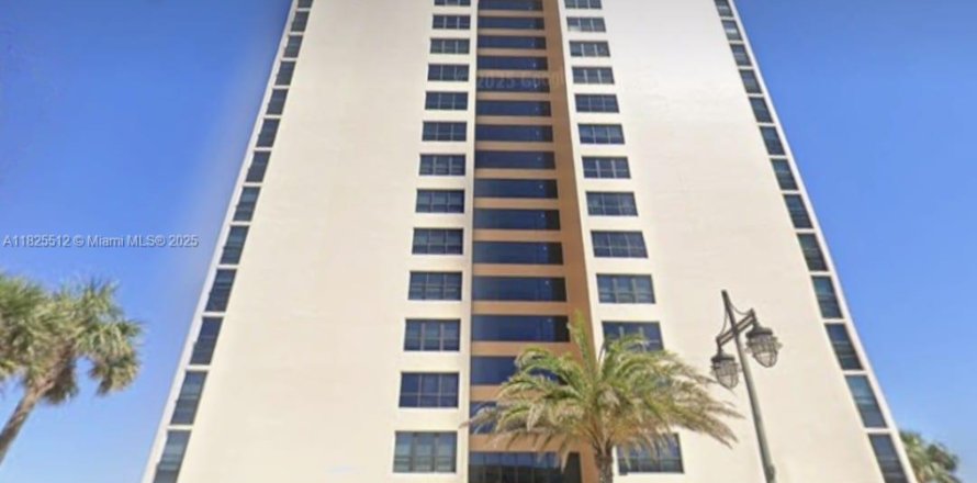Condo à South Daytona, Floride, 2 chambres № 1792508