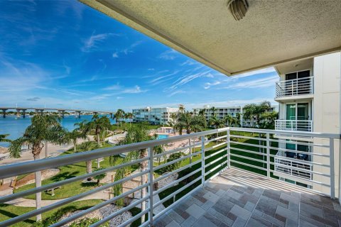 Condominio en alquiler en Saint Petersburg, Florida, 2 dormitorios, 106.84 m2 № 1678406 - foto 22