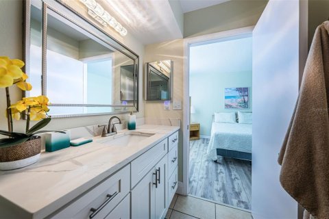 Condominio en alquiler en Saint Petersburg, Florida, 2 dormitorios, 106.84 m2 № 1678406 - foto 18