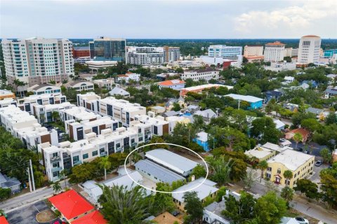 Condo in Sarasota, Florida, 1 bedroom  № 2215284 - photo 21