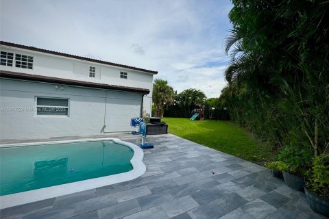 Купить виллу или дом в Лодердейл-Лейкс, Флорида 4 спальни, 233.65м2, № 1970787 - фото 5