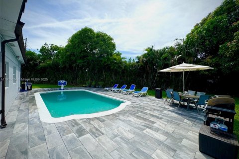 Купить виллу или дом в Лодердейл-Лейкс, Флорида 4 спальни, 233.65м2, № 1970787 - фото 4