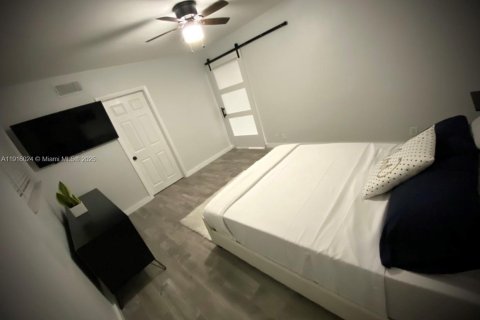 Купить виллу или дом в Лодердейл-Лейкс, Флорида 4 спальни, 233.65м2, № 1970787 - фото 20