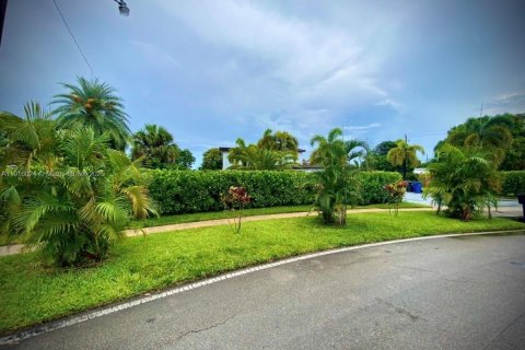 Купить виллу или дом в Лодердейл-Лейкс, Флорида 4 спальни, 233.65м2, № 1970787 - фото 24