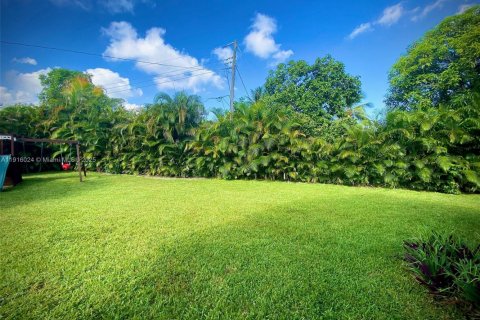 Купить виллу или дом в Лодердейл-Лейкс, Флорида 4 спальни, 233.65м2, № 1970787 - фото 9