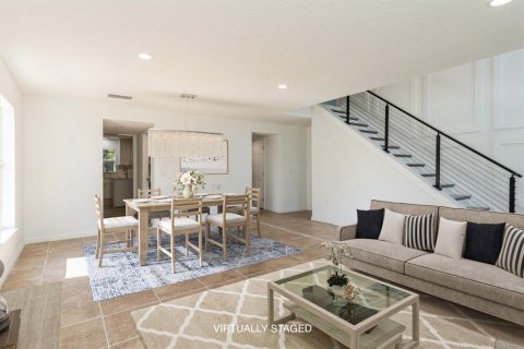 Casa en venta en Port Charlotte, Florida, 5 dormitorios, 280.75 m2 № 1638129 - foto 2
