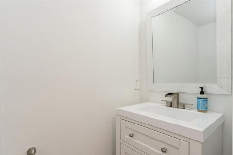 Casa en venta en Port Charlotte, Florida, 5 dormitorios, 280.75 m2 № 1638129 - foto 20