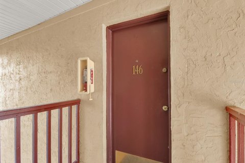 Condo in Tampa, Florida, 2 bedrooms  № 1553965 - photo 3