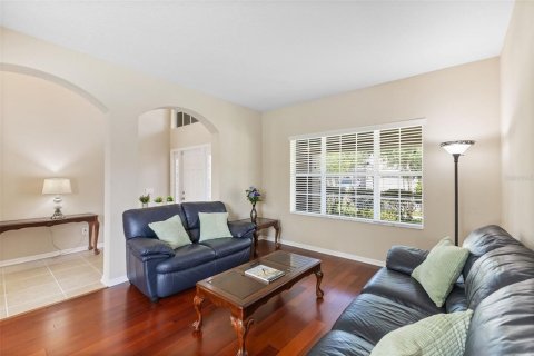 House in Tampa, Florida 5 bedrooms, 335.75 sq.m. № 1740759 - photo 29
