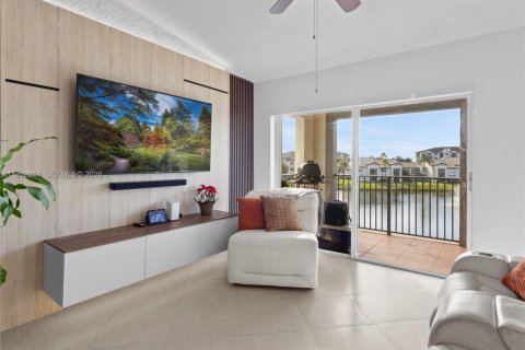 Condominio en Doral, Florida, 2 dormitorios  № 2007835