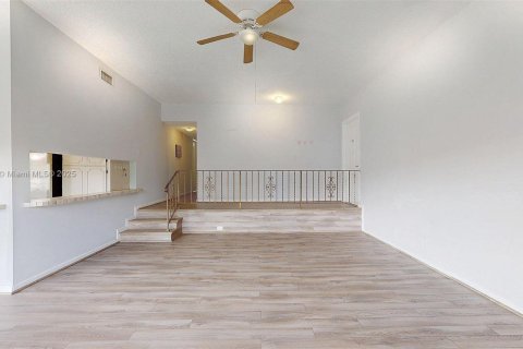 Купить кондоминиум в Дейви, Флорида 2 спальни, 111.48м2, № 1946957 - фото 25