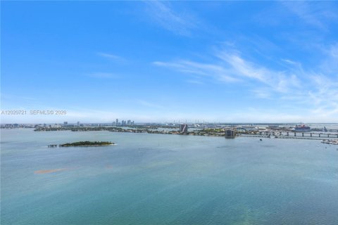 Copropriété à louer à Miami, Floride: 3 chambres, 219.99 m2 № 2279339 - photo 29