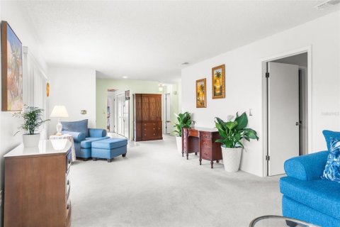 Condo in New Port Richey, Florida, 2 bedrooms  № 1904260 - photo 5