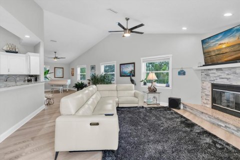 Villa ou maison à vendre à Gulfport, Floride: 3 chambres, 234.11 m2 № 2304480 - photo 10