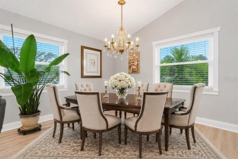 Villa ou maison à vendre à Gulfport, Floride: 3 chambres, 234.11 m2 № 2304480 - photo 9