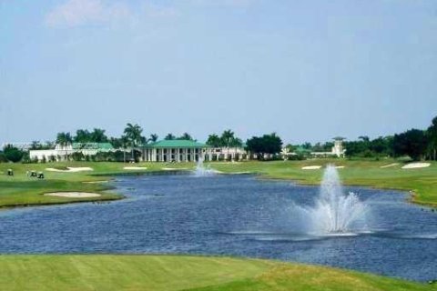 Снять в аренду виллу или дом в Уэстон, Флорида 4 спальни, 252.32м2, № 1951469 - фото 26