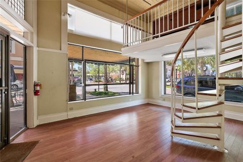 Propiedad comercial en alquiler en Leesburg, Florida № 1788248 - foto 28