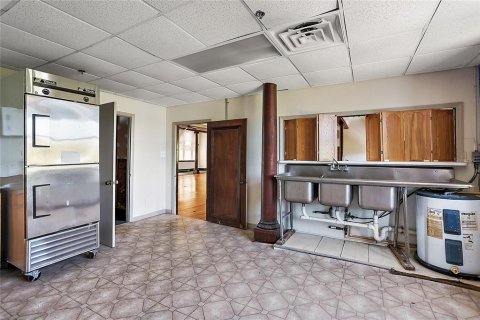 Propiedad comercial en alquiler en Leesburg, Florida № 1788248 - foto 10