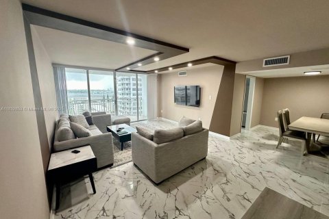 Condo in Aventura, Florida, 3 bedrooms  № 1812004 - photo 2
