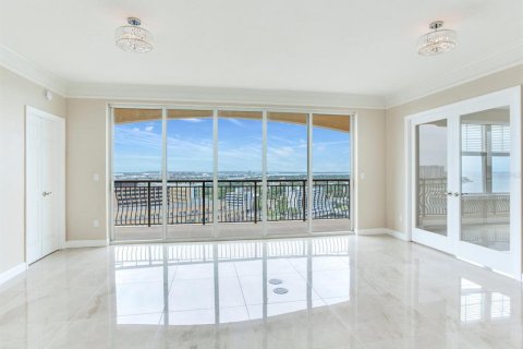 Condo in Tampa, Florida, 3 bedrooms  № 1751621 - photo 6