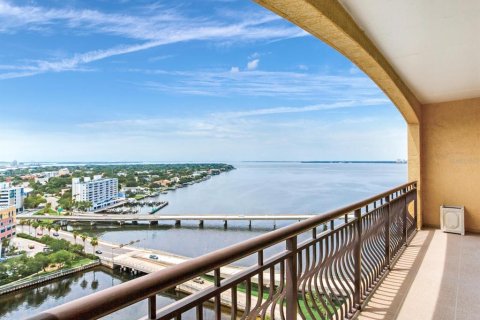 Condo in Tampa, Florida, 3 bedrooms  № 1751621 - photo 24