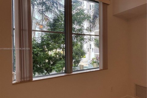 Снять в аренду кондоминиум в Холливуд, Флорида 1 спальня, 64.1м2, № 1950160 - фото 15