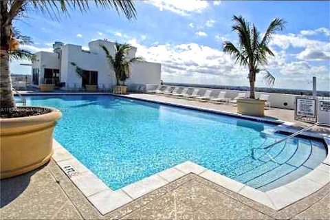 Снять в аренду кондоминиум в Холливуд, Флорида 1 спальня, 64.1м2, № 1950160 - фото 22