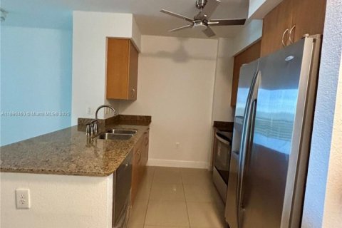 Снять в аренду кондоминиум в Холливуд, Флорида 1 спальня, 64.1м2, № 1950160 - фото 10