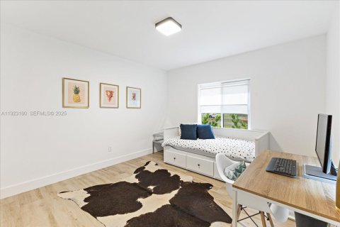 Villa ou maison à vendre à Miami, Floride: 4 chambres, 178.37 m2 № 1976837 - photo 20