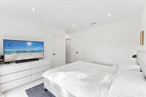 Villa ou maison à vendre à Miami, Floride: 4 chambres, 178.37 m2 № 1976837 - photo 30