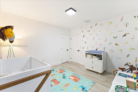 Villa ou maison à vendre à Miami, Floride: 4 chambres, 178.37 m2 № 1976837 - photo 15