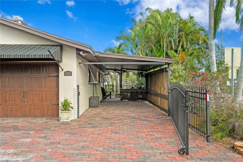 Villa ou maison à vendre à Saint Petersburg, Floride: 2 chambres, 130.9 m2 № 1717943 - photo 28