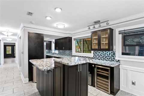 Villa ou maison à vendre à Saint Petersburg, Floride: 2 chambres, 130.9 m2 № 1717943 - photo 12