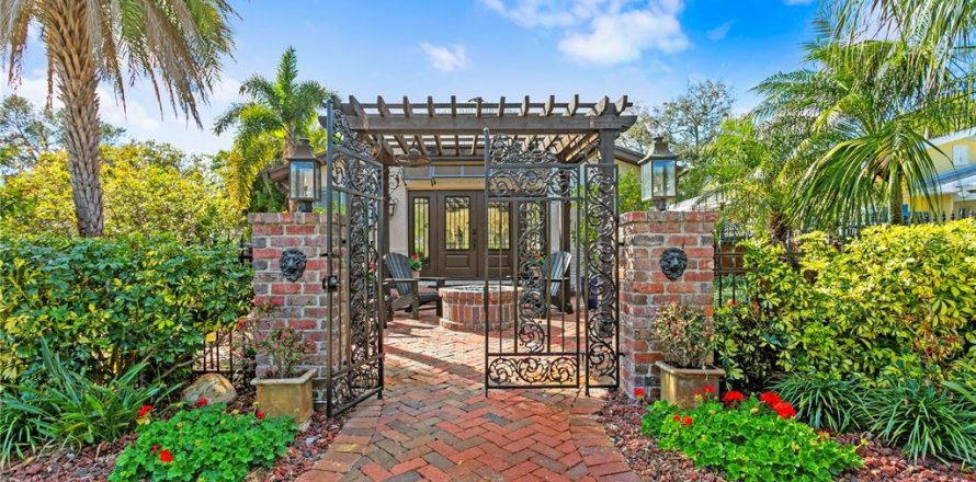 Villa ou maison à Saint Petersburg, Floride 2 chambres, 130.9 m2 № 1717943