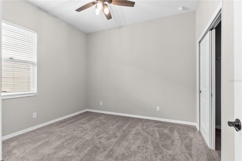 House in Apopka, Florida 4 bedrooms, 194.82 sq.m. № 2379175 - photo 26