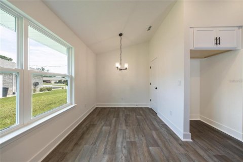 Купить виллу или дом в Палм-Кост, Флорида 4 комнаты, 169.08м2, № 2277359 - фото 6