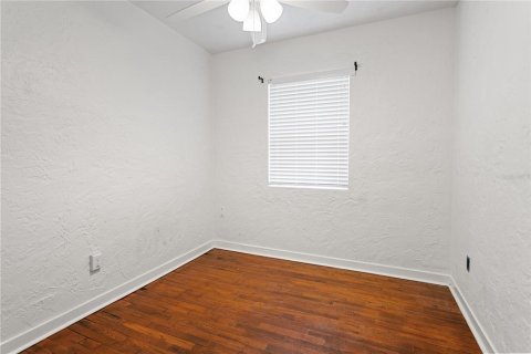 House in Gainesville, Florida 3 bedrooms, 114.83 sq.m. № 1819484 - photo 13