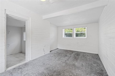House in Gainesville, Florida 3 bedrooms, 114.83 sq.m. № 1819484 - photo 14