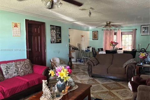 Villa ou maison à vendre à North Lauderdale, Floride: 3 chambres, 103.68 m2 № 2172036 - photo 4